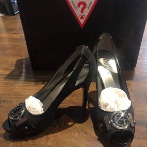 Like New Guess heels